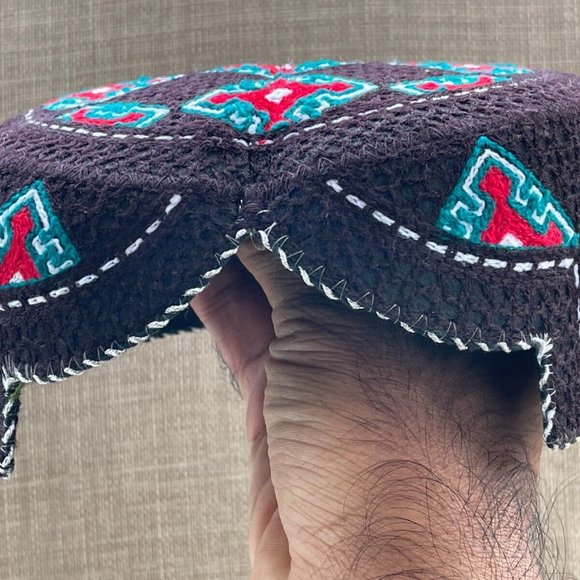 Men Hat Sindhi Round Cap Hat Front Cut Traditional Cultrual Embroidery Hat - Picture 8 of 10